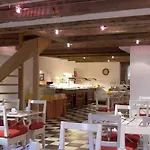 Mister Highland Hotel