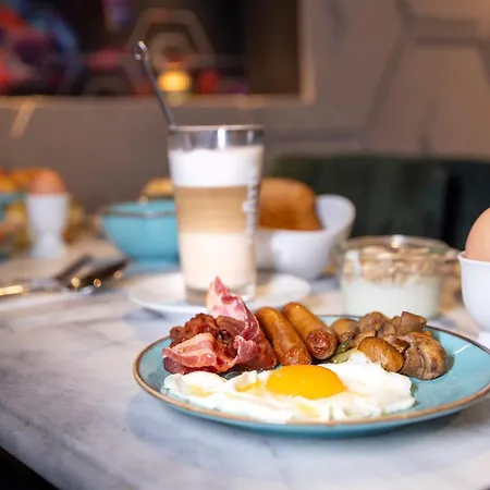 Mister Highland Hotel 4*