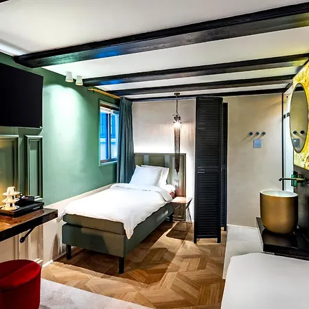 Mister Highland 4* Amsterdam