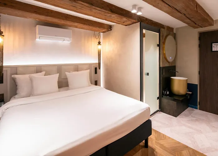 Mister Highland 4* アムステルダム