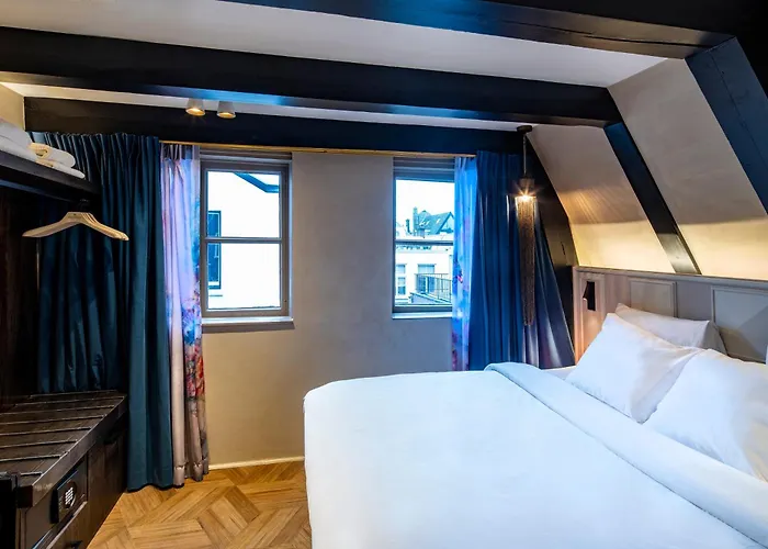 Mister Highland ホテル アムステルダム