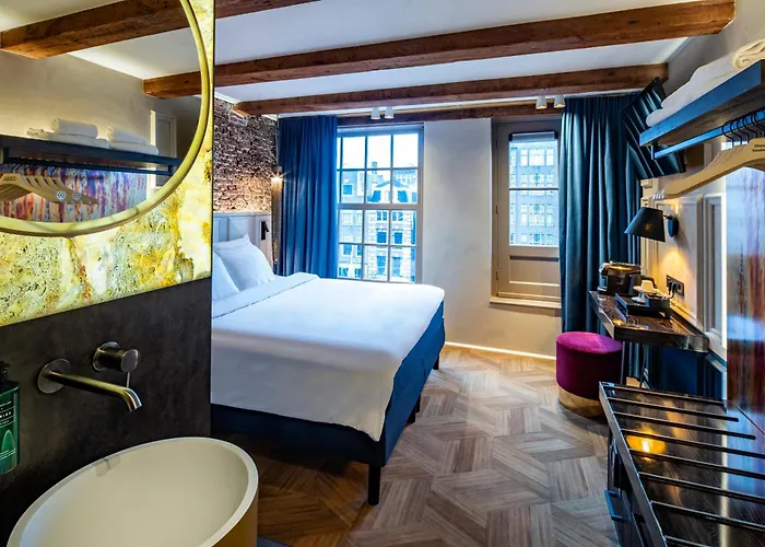 ホテル Mister Highland 4*