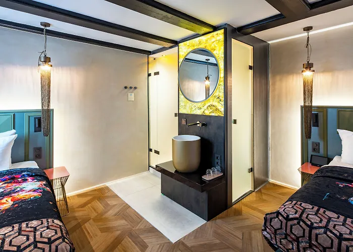 Mister Highland ホテル